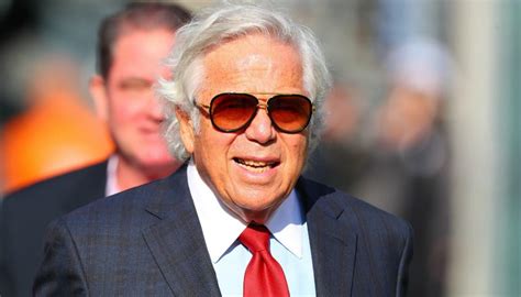 Nfl New England Patriots Owner Robert Kraft Charged With Soliciting Prostitution Newshub