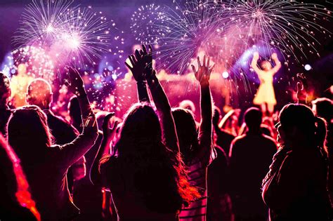 New Year S Eve New Year Party Ideas At Home To Kick It Off