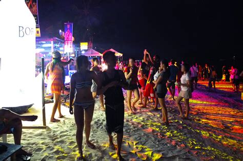 9 Best Nightlife In Boracay What To Do And Where To Go At Night On Boracay Island Go Guides