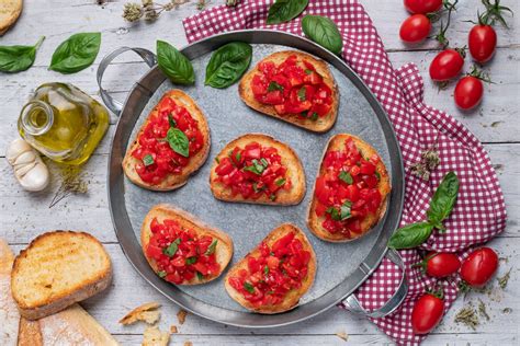 Bruschetta Ecco Come Fare La Bruschetta Al Pomodoro Perfetta