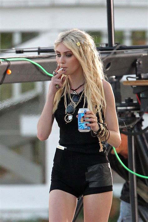 Taylor Momsen My Biggest Celebrity Crush Seriously She Is So Damn Hot Taylor Momsen