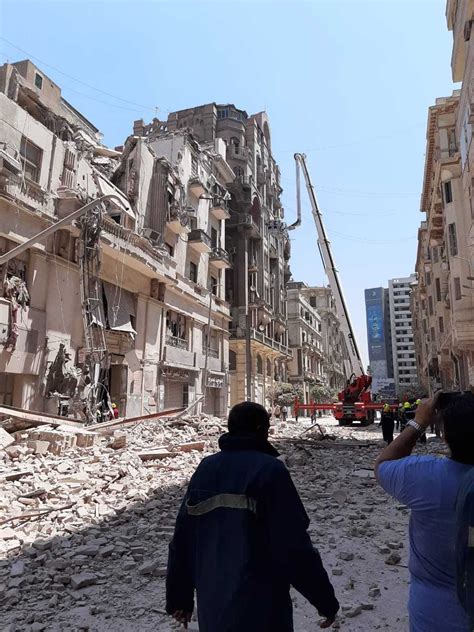 Historical Building Partially Collapses In Downtown Cairo 18 Rescued