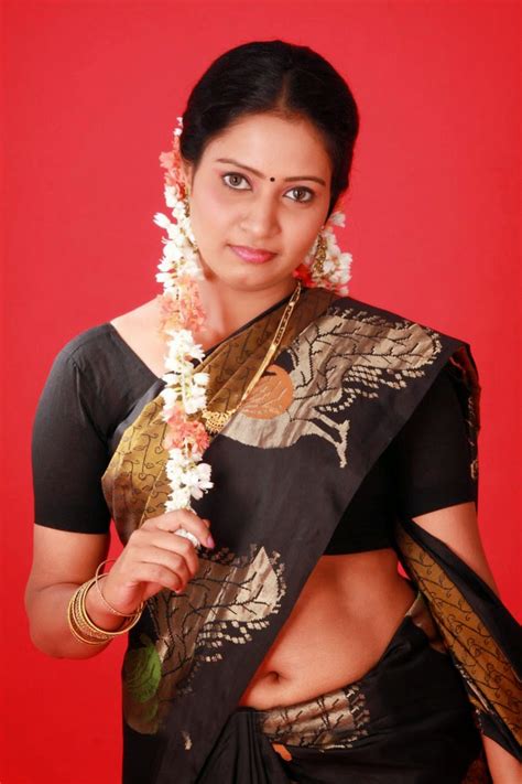 Sexy Kerala Mallu Aunty Naisa With Black Saree Hd Latest Tamil Actress Telugu Actress Movies