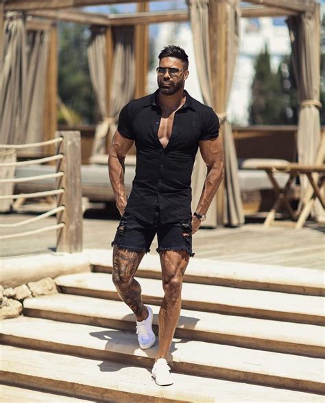 Resort Beachwear For Men Choosing Shorts For Vacation