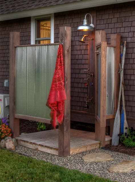 15 Outdoor Showers That Will Totally Make You Want To