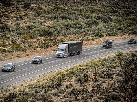 The Worlds First Self Driving Semi Truck Hits The Road Wired