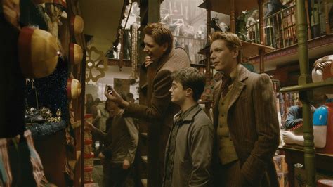 Fred And George At Weasleys Wizard Wheezes — Harry Potter Fan Zone