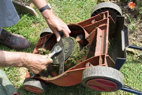 9 Tips For Preparing Your Lawn Mower For The Winter Cumberland Buildings
