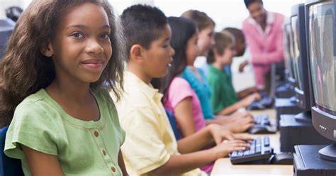 Empowering Schools To Protect The Tech Savvy Generation Huffpost Uk