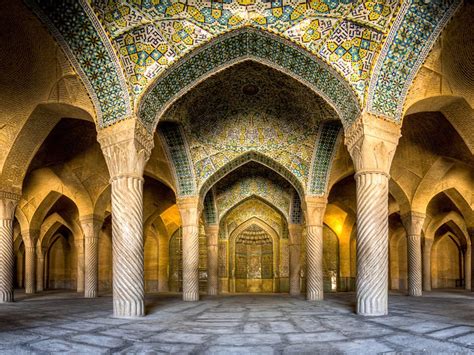 15 Photographs Of Irans Mosques Palaces And Baths