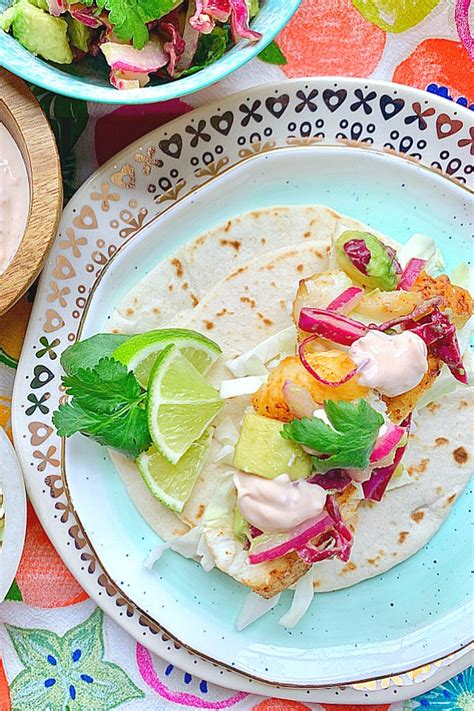 Our taco tuesday is on don't tell me you didn't get hungry! Baja Fish Tacos - Foodtastic Mom