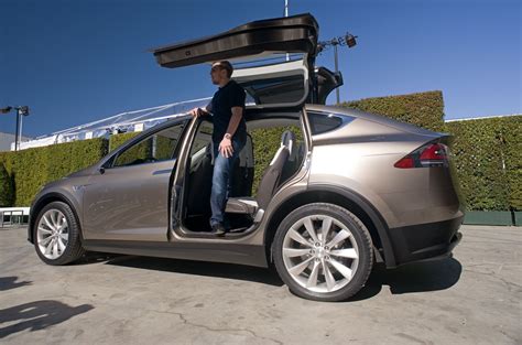 Tesla Founder Elon Musk Dismisses George Hotz Homemade Self Driving Car