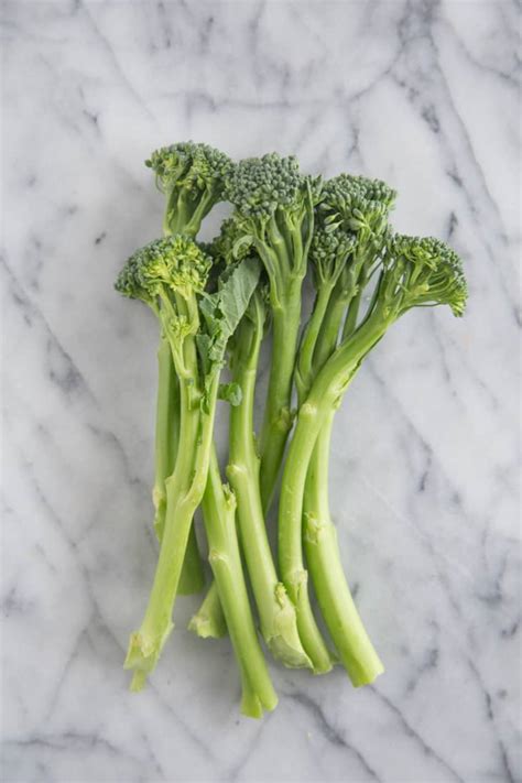 Broccoli Vs Broccolini Whats The Difference The Kitchn