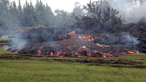 Lava From Hawaii Volcano Destroys First House On Big Island Video