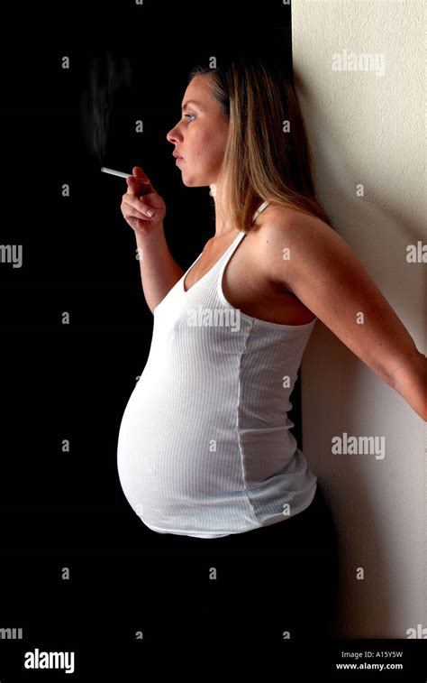 Pregnant Woman Smoking Stock Photo Alamy