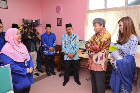 See more of lembaga kebajikan perempuan islam malaysia negeri pahang on facebook. Lembaga Zakat Selangor | (MAIS) | Halaman 33