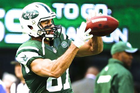 Eric Decker Asks Fans To Tweet Why They Love The Jets Incites Mass