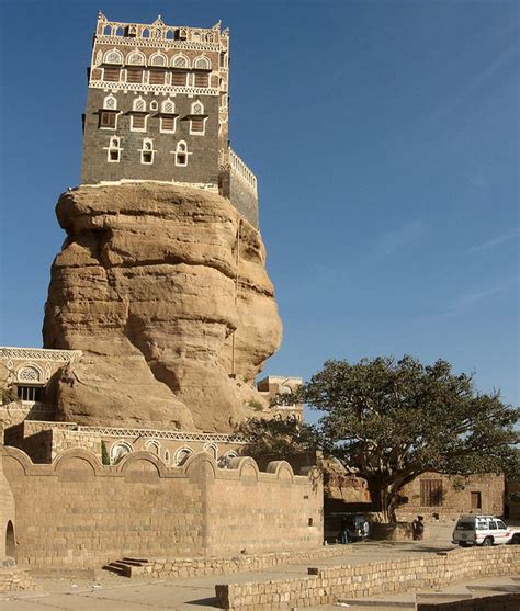 Dar Al Hajar Rock Palace Wadi Dhahr Yemen Photo Essaytravel The