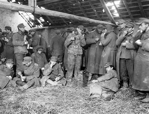 Hungry German Soldiers 80th Division Pows Eat February 1945 Germany