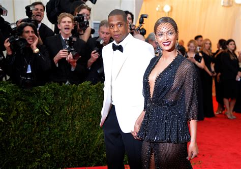 Beyoncé And Solange’s Dad Breaks Silence Over Infamous Jay Z Elevator Fight