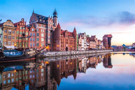 This cheerful maritime city owes its present grandeur to a thousand year of. A Polish Treasure Hunt: The Amber Tour in Gdańsk - Travel ...