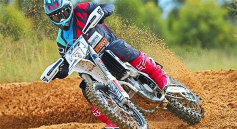 Team manager glenn kearney introduces the 2015 husqvarna enduro team ahead of the national australian matt phillips on his te310r led the husqvarna enduro team by ch racing team's. 2017 Husqvarna Enduro Team - Transmoto