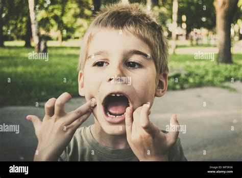 One With Mouth Open Hi Res Stock Photography And Images Alamy