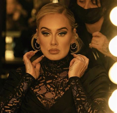 Pop Crave On Twitter Adele Looks Beautiful In New Photos From Weekend 19 Of Her Vegas Residency