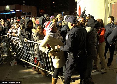 Pepper Spray And Black Friday Sales Madness As Grandfather Body Slammed