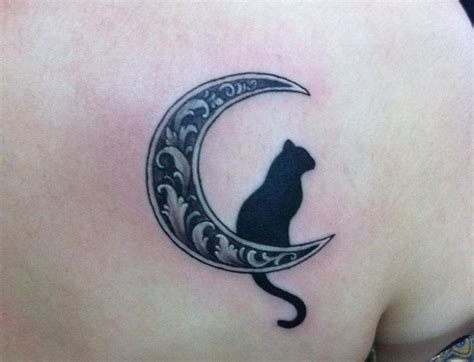 28 Best Cat And Moon Tattoo Designs The Paws In 2021 Kitten Tattoo