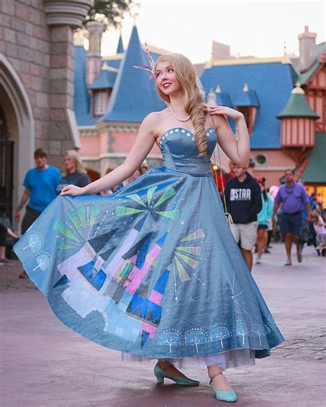 Disneyland Castle Dapper Day Outfit Disney Outfit Ideas Vintage