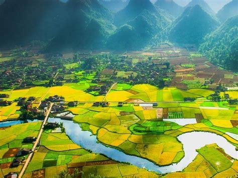 We connect expatriates in vietnam for sharing everything. Bac Son Tours: Bac Son Vietnam Tours, Bac Son Valley Tours