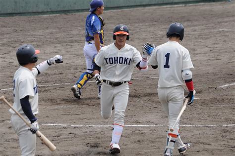 青山学院大学硬式野球部（あおやまがくいんだいがくこうしきやきゅうぶ、aoyama gakuin university baseball club）は、東都大学野球連盟に所属する大学野球チーム。青山学院大学の学生によって構成されている。 仙台六大学野球春季リーグ戦第6節 東北学院大学戦｜東北福祉大学