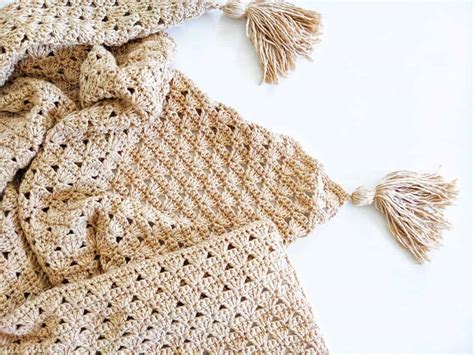 Easy Crochet Shell Stitch Baby Blanket Pattern Jewels And Jones