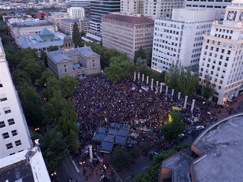Pioneer Square Last Night What A Sight To Behold Rportland
