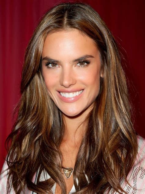 Salario Ingreso Fortuna Total Alessandra Ambrosio Tusalario Es