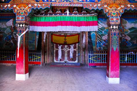 Weise Monastery In Markam County Chamdo Chamdo Markan Travel Tips