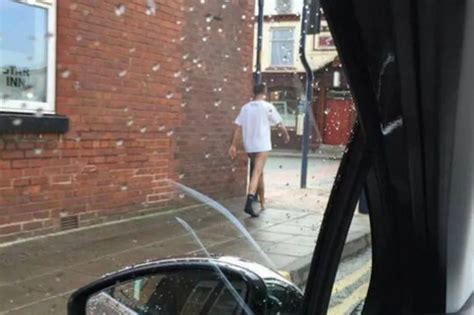 Man Walking Around Ashton In His Pants Becomes Internet Sensation