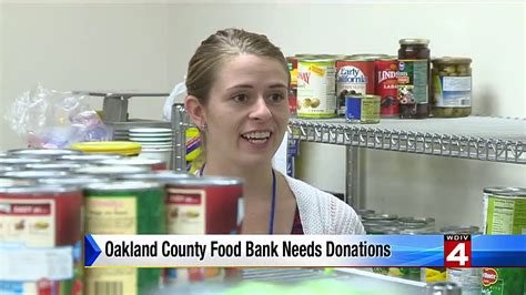 People can start lining up at 8:00 am. Oakland County food bank needs donations - YouTube