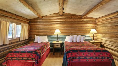 Located on jackson lake, colter bay village offers a variety of lodging in grand teton national park, such as our historic cabins, tent cabins, rv resort, and a large campground. Colter Bay Village - Log Cabins - Moran | Travel Wyoming ...