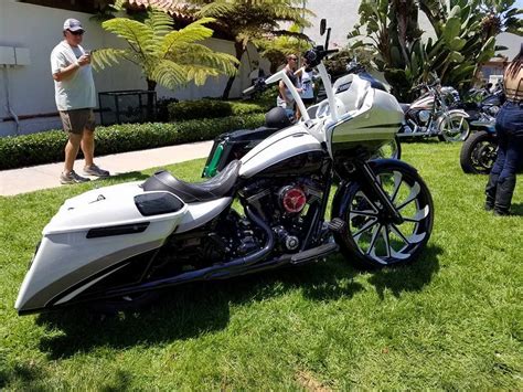 2012 Cvo Road Glide 23 Wheel Screamin Eagle Harley Bagger Custom