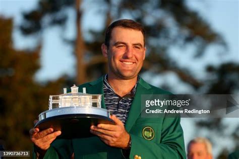 Masters Green Jacket Ceremony Photos Photos And Premium High Res