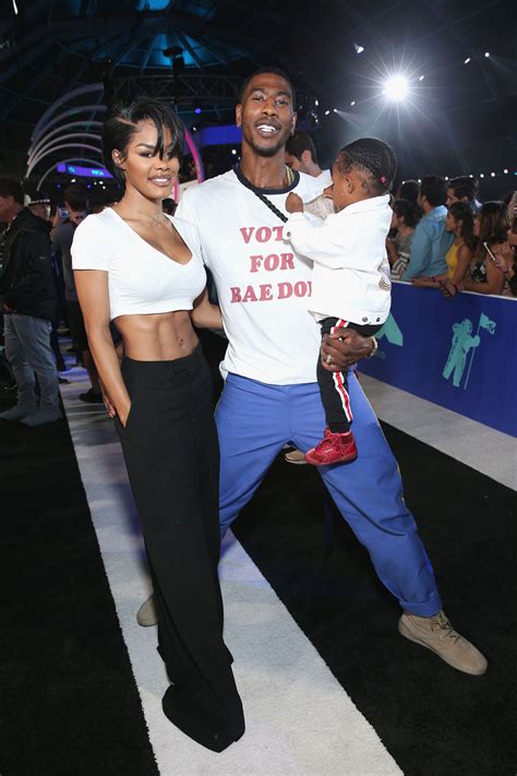 Teyana Taylor And Iman Shumpert Pose With Their Daughter In A Sweet Monochrome Photo