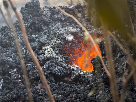 Volcanic Eruption In Hawaii Cbs News