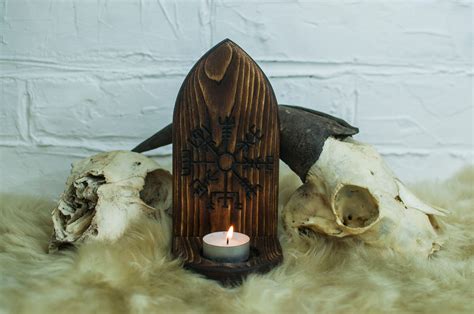 Pagan Altar Vegvisir Viking Compass Burning Pagan Norse Asatru Etsy