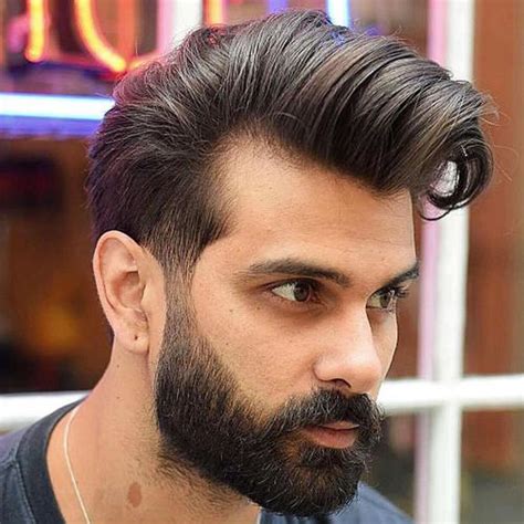 Yes, if you are one of the guys who always look for the best hairstyle for men then you're going to love the cool hairstyles below. 2020 Short Haircuts for Men - 17 Great Short Hair Ideas ...