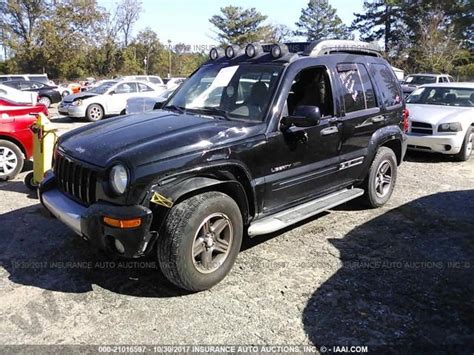 1j4gl38k53w713839 2003 Jeep Liberty Renegade