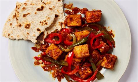Meera Sodhas Vegan Recipe For Chilli Tofu Chilli Recipes Recipes Food