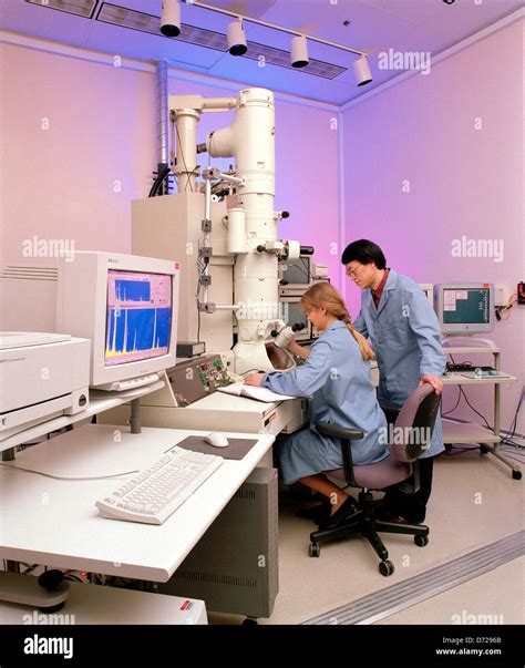 Microscope électronique à Transmission Banque De Photographies Et D