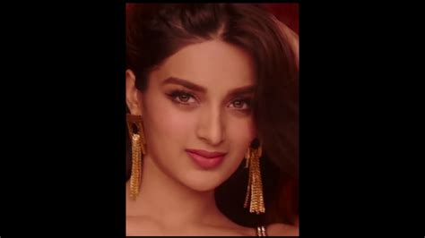 Nidhhi Agerwal Tight Belly Boobs Thighs Ass Shaking Hottest Vertical